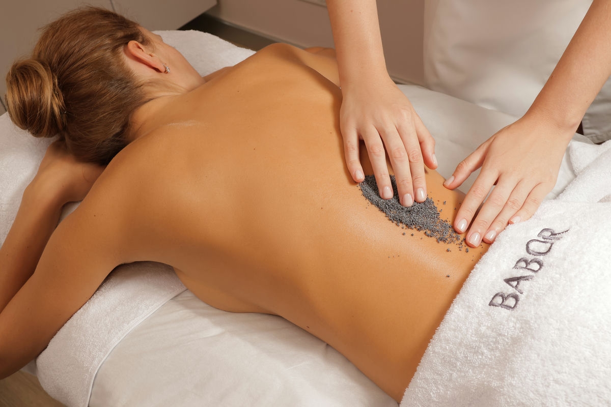 ПИЛИНГ С СЕМЕНАМИ МАКА